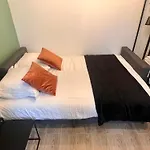 Fully Equipped Studio - 2 Guests - 4 Mins From The Metro