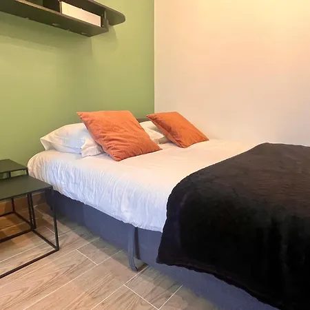 Appartamento Fully Equipped - 2 Guests - 4 Mins From The Metro *